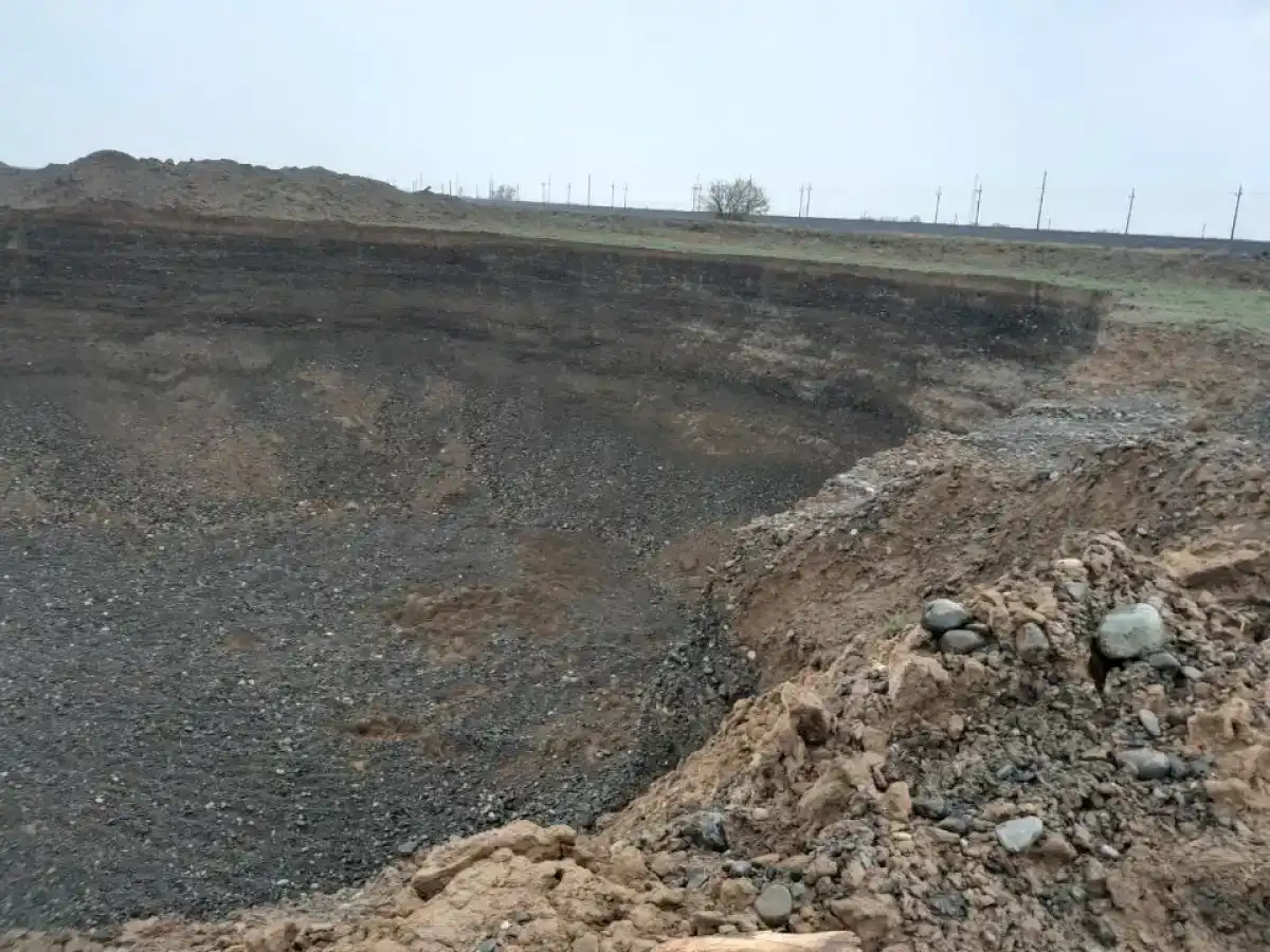 Чиновники акимата СКО незаконно разрешили добывать полезные ископаемые около населенных пунктов