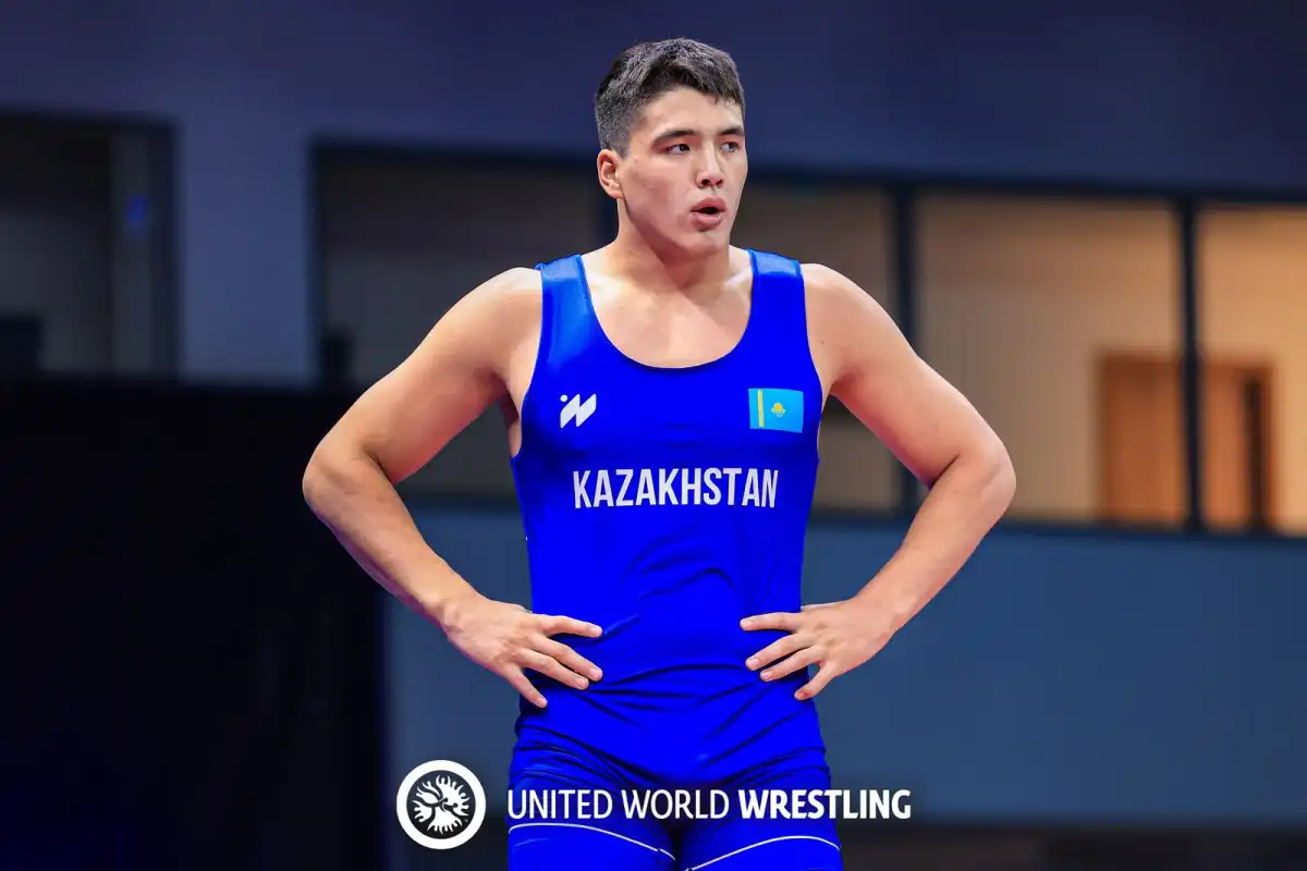 Казахстанец Едыге Касымбек стал чемпионом мира по вольной борьбе