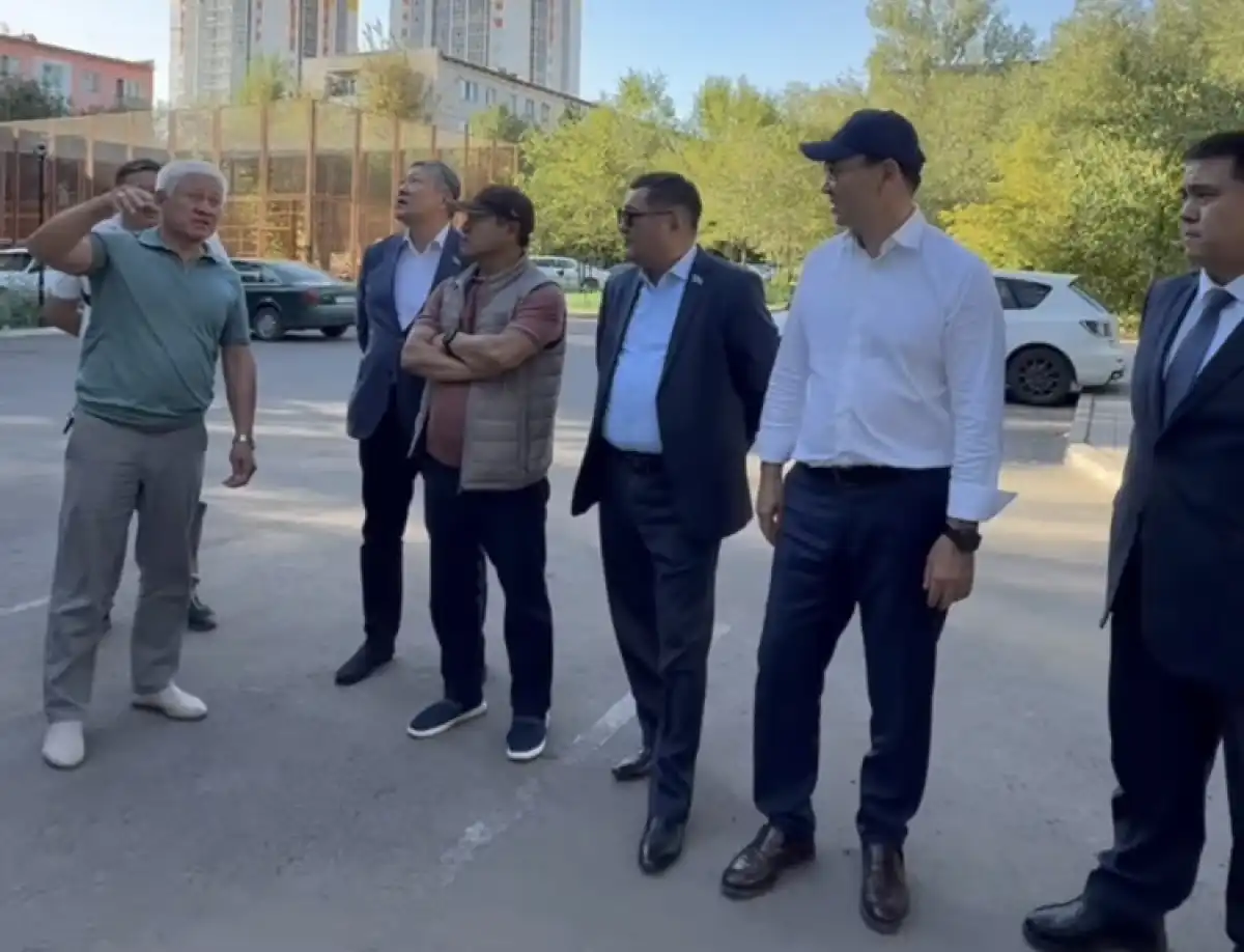 Депутаты проверили качество работ в рамках программы обновления жилых домов столицы