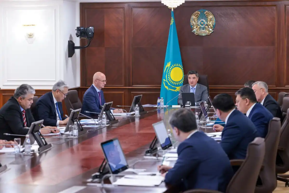 Бектенов поручил акимам лично оценить готовность энергопредприятий к отопительному сезону