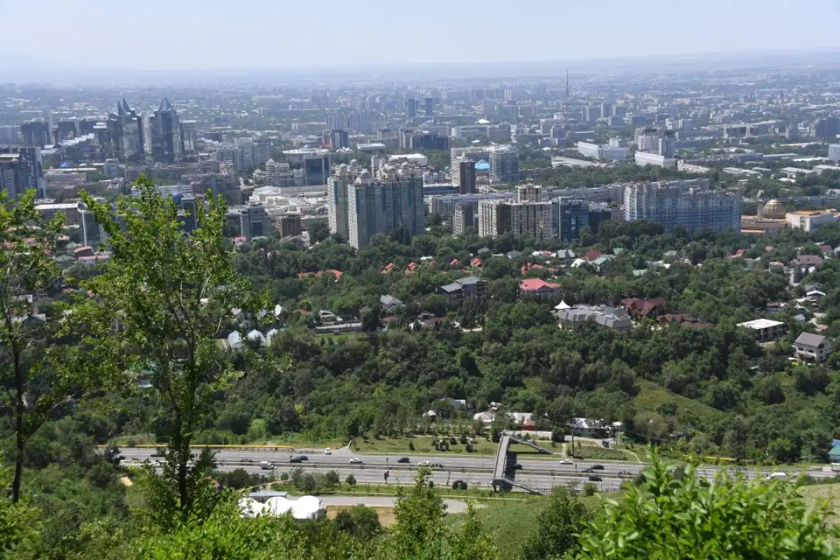 Жители Алматы ощутили землетрясение