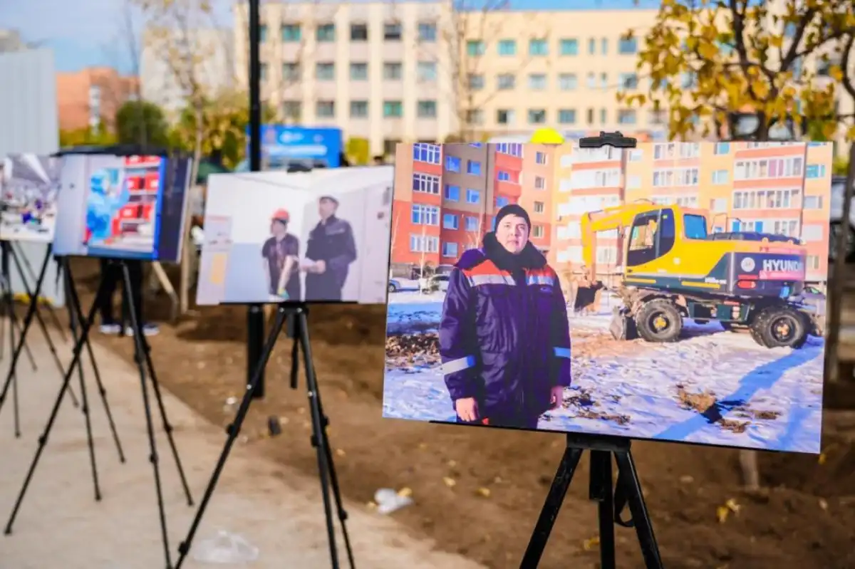 В Астане открыли «Аллею рабочих профессий»