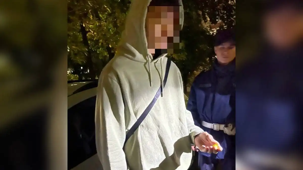 Заподозрили по вспышке камеры: гвардейцы задержали наркосбытчика в Уральске
