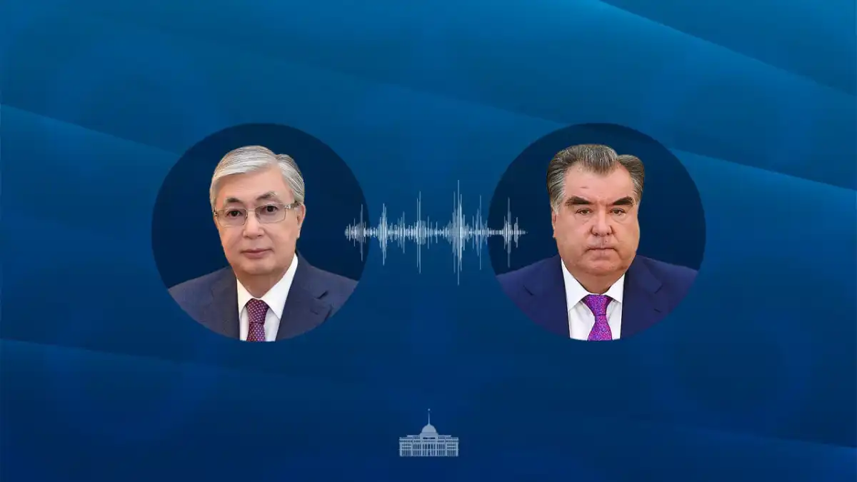 Глава государства провел телефонный разговор с Президентом Таджикистана
