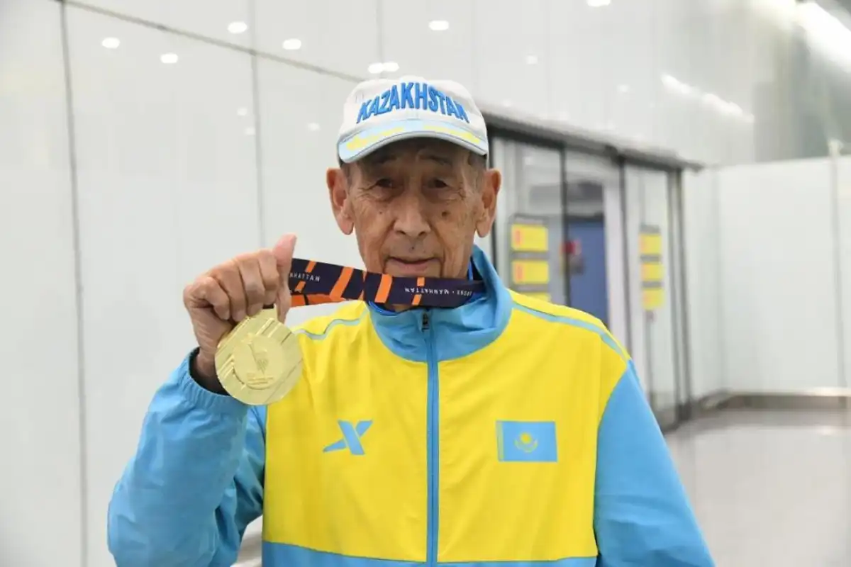 42 км в 80 лет: казахстанец стал чемпионом знаменитого Нью-Йоркского марафона