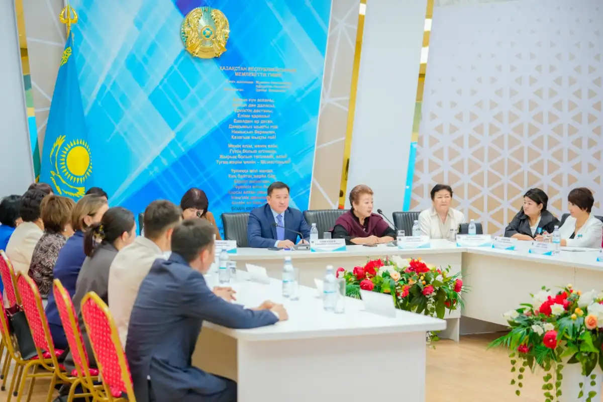 Городской этап конкурса «Лучший педагог» подвёл итоги: назвали 10 лучших педагогов столицы