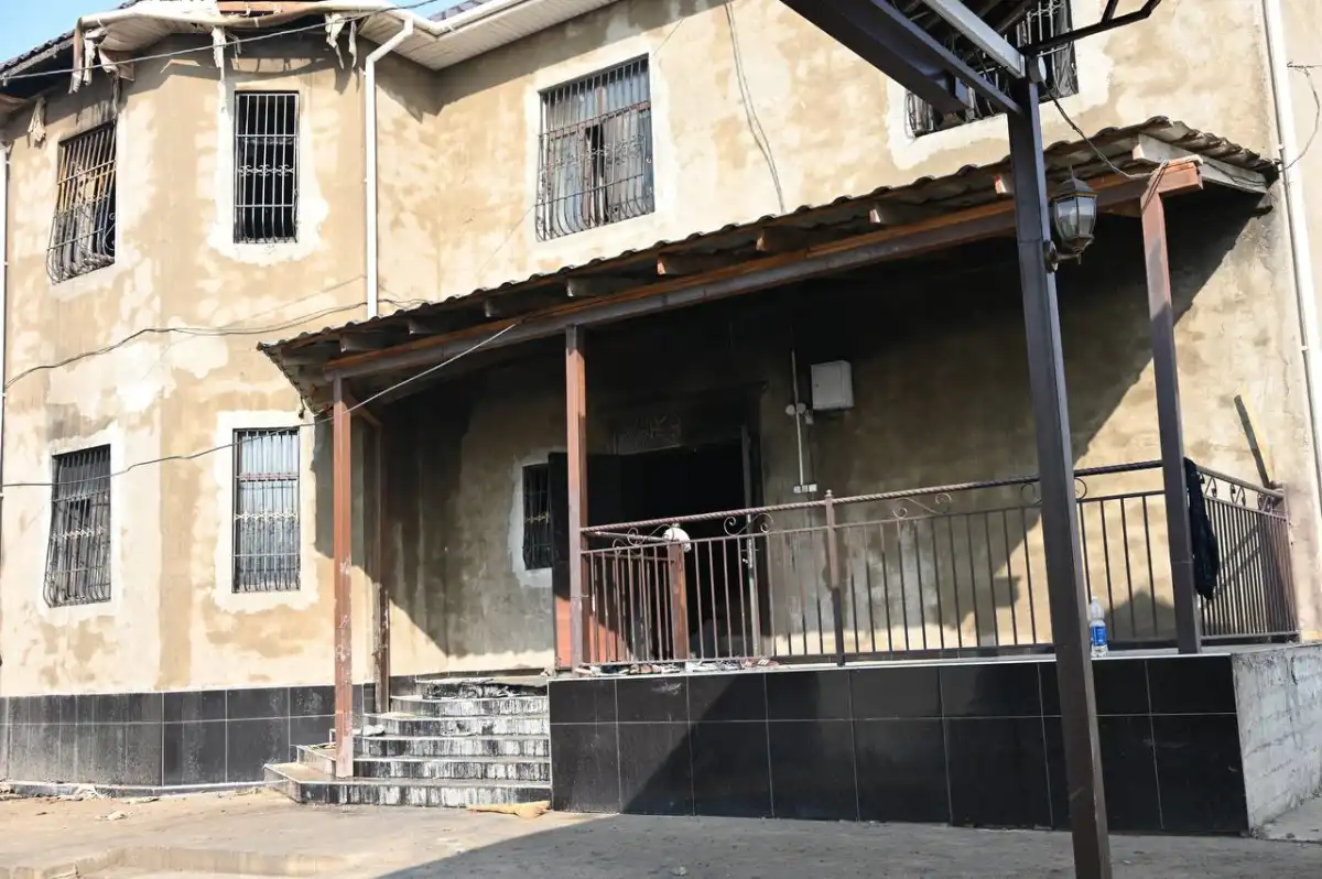 Предварительно, криминала нет – Бозумбаев о смертельном пожаре в Туркестанской области