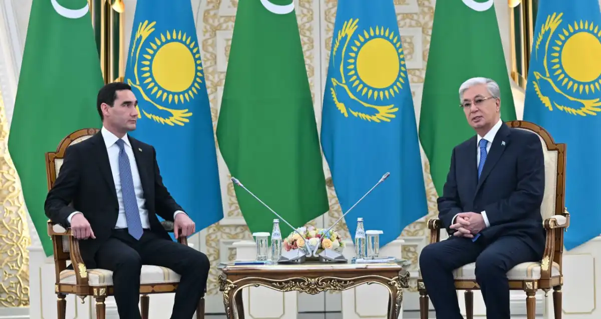Президенты Казахстана и Туркменистана провели переговоры