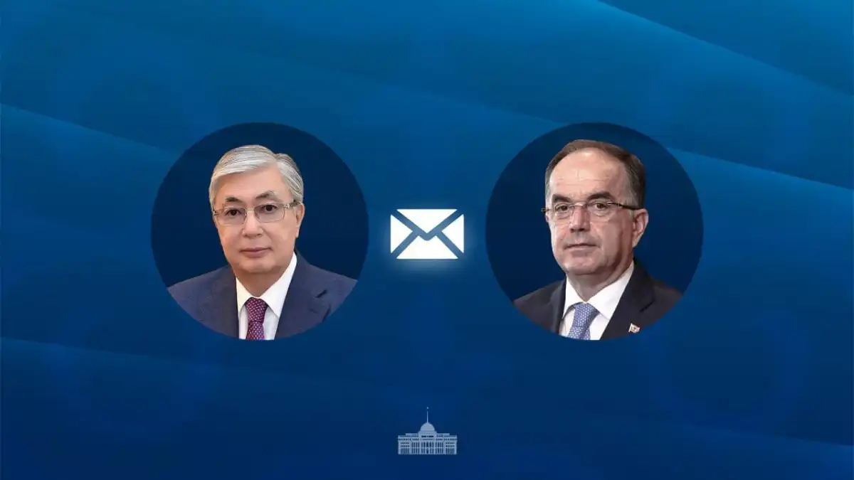 Президент поздравил Байрама Бегая с Днем независимости Албании