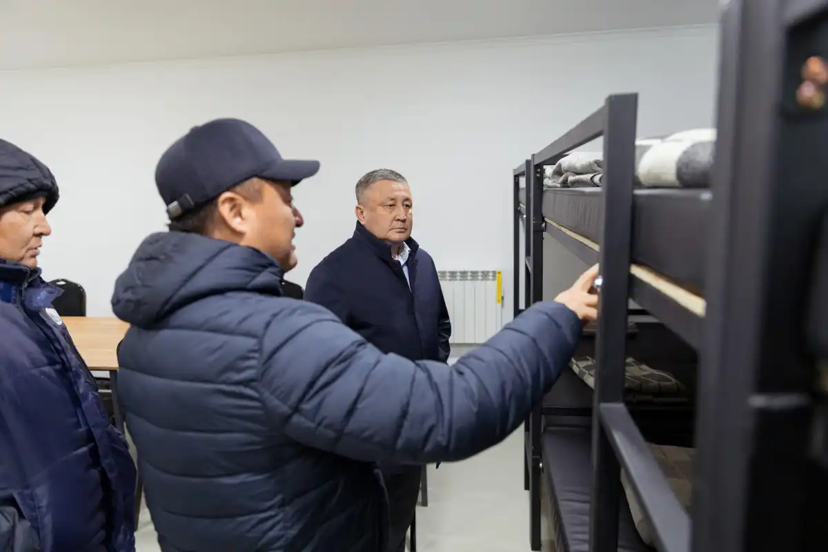 Уважение к труду: в Астане обновили комнаты для работников коммунальной службы