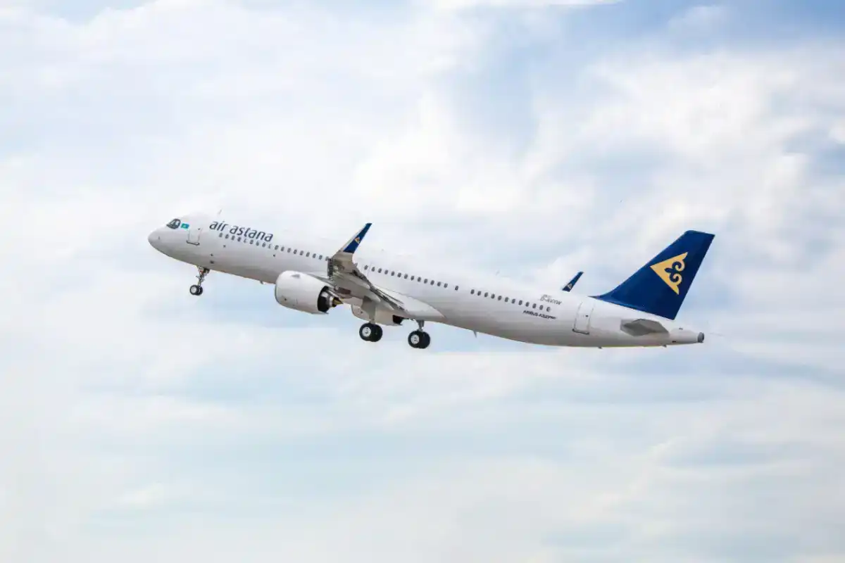 Самолет Air Astanа подал сигнал бедствия после вылета из Алматы