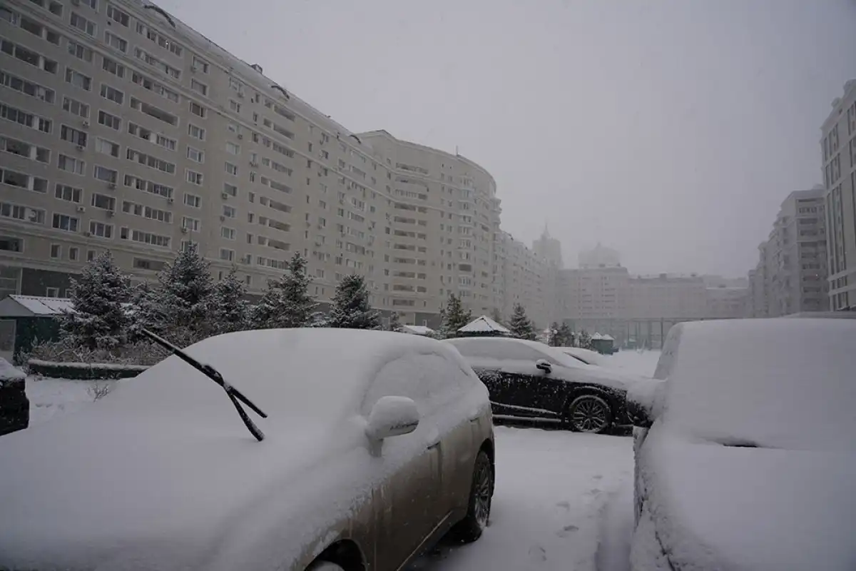Снежный и ветреный день ожидается в Астане