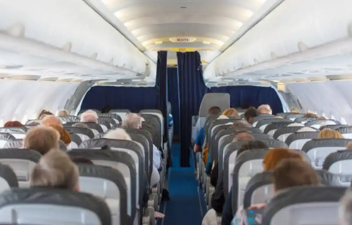 Самолет Lufthansa экстренно сел в Алматы: возбуждено уголовное дело
