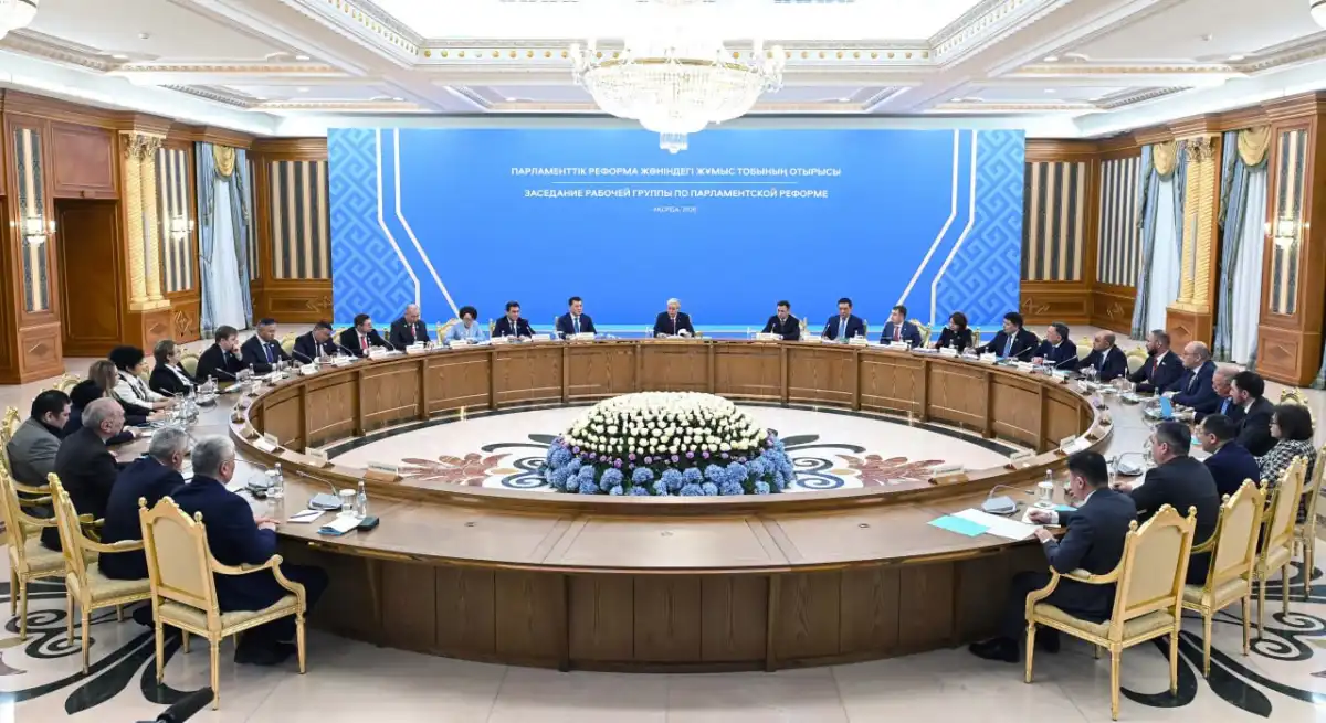 Токаев обсудил с Рабочей группой ключевые подходы к конституционной реформе