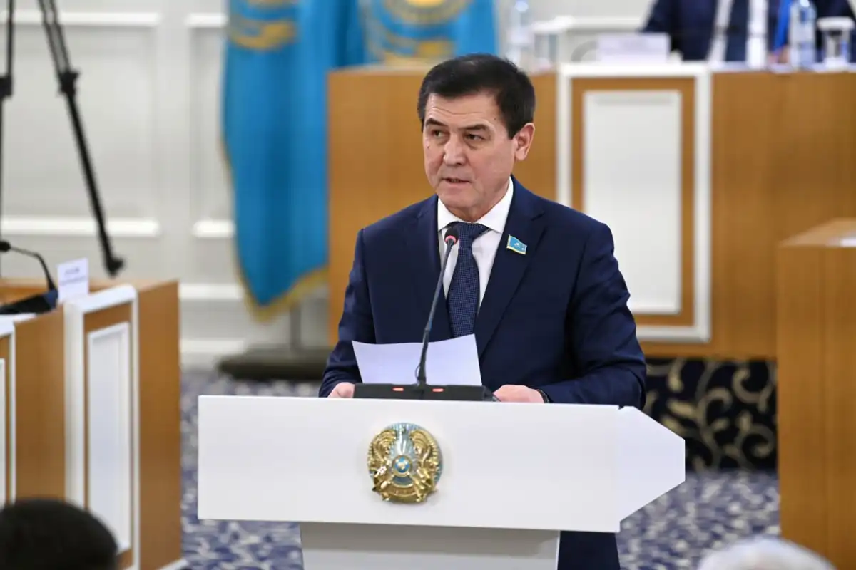 Сенатор Бекназаров заявил, что конституционная реформа обеспечит расширение гарантий защиты прав граждан