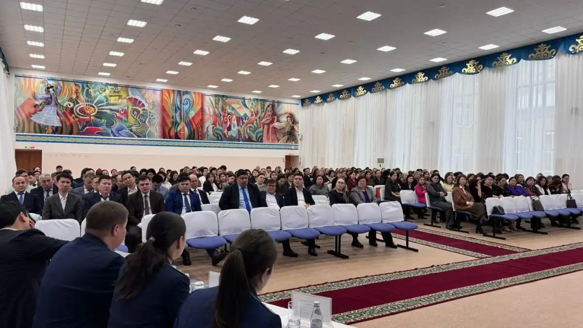 Директорам и бухгалтерам госшкол в Астане рассказали о профилактике коррупции