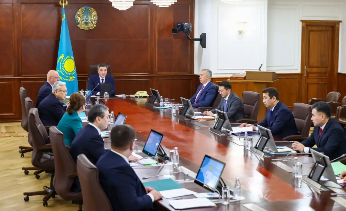 Премьер поручил представить перечень новых проектов в сфере переработки