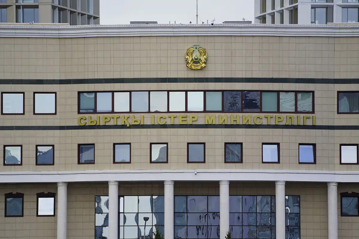 Казахстанцев будут эвакуировать из Ирана через соседние страны