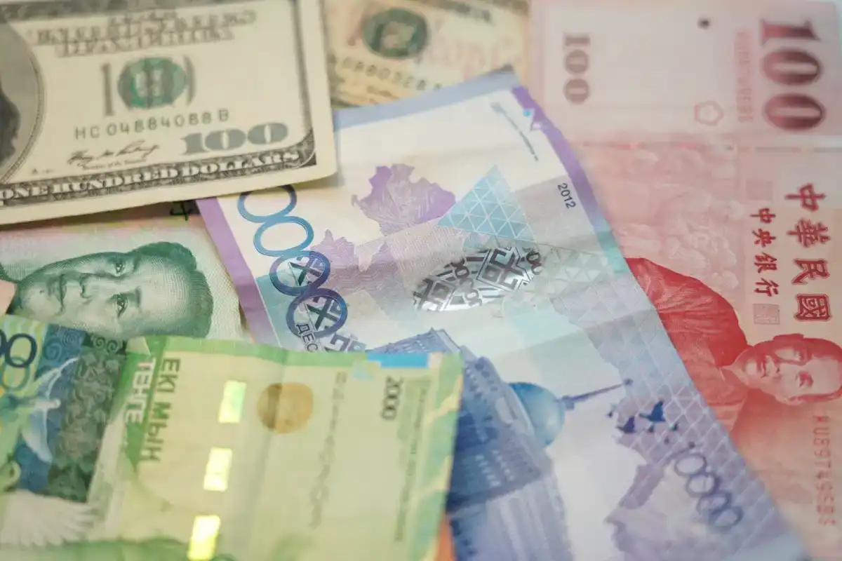 Курс валют в обменниках Астаны на 9 марта