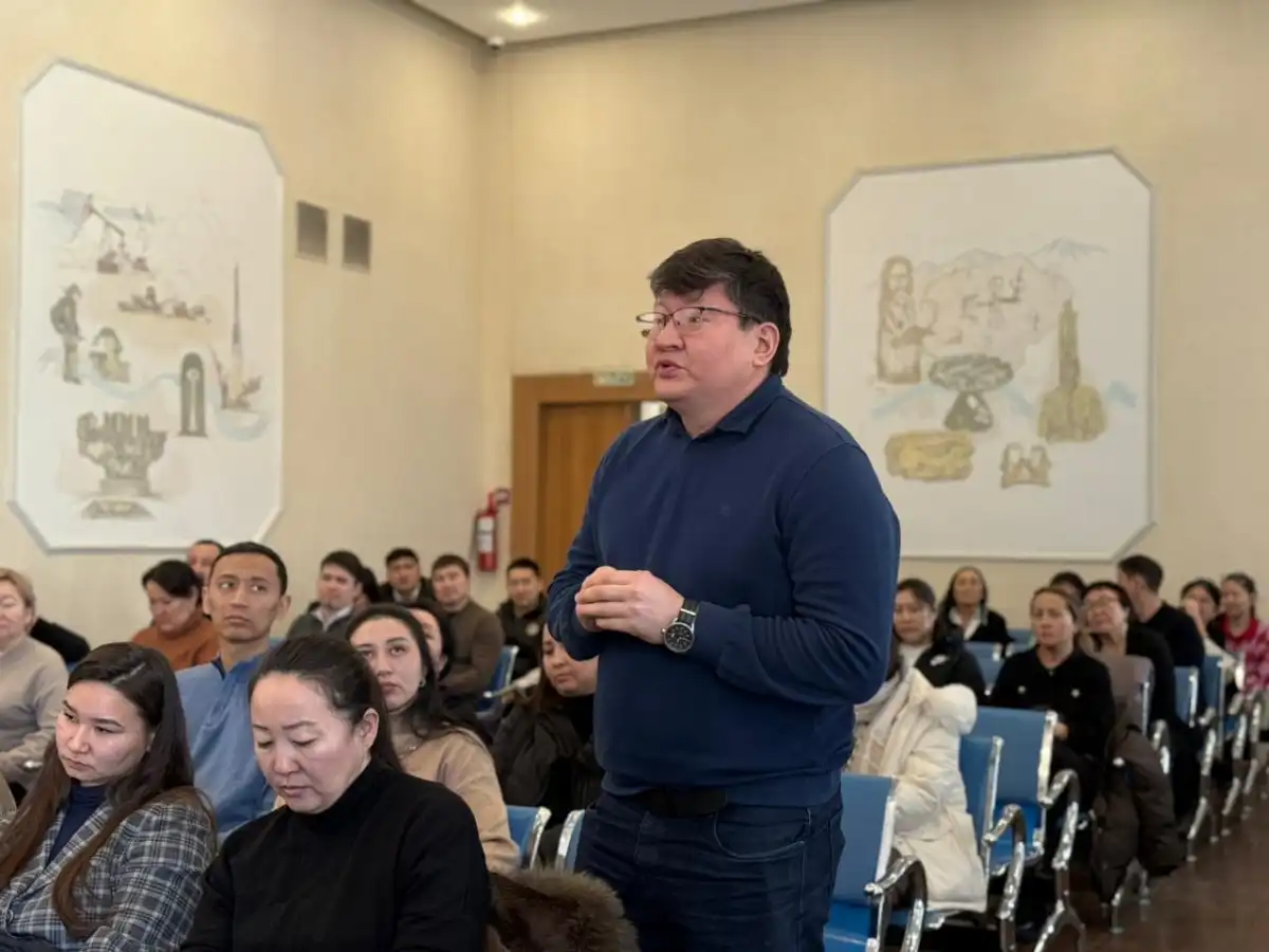 Ценность человека, образование и инновации: на площадке STEM Academia разъяснили проект новой Конституции