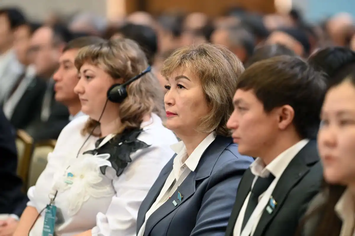 Глава государства: Потомки не простят слабость в решающий момент истории