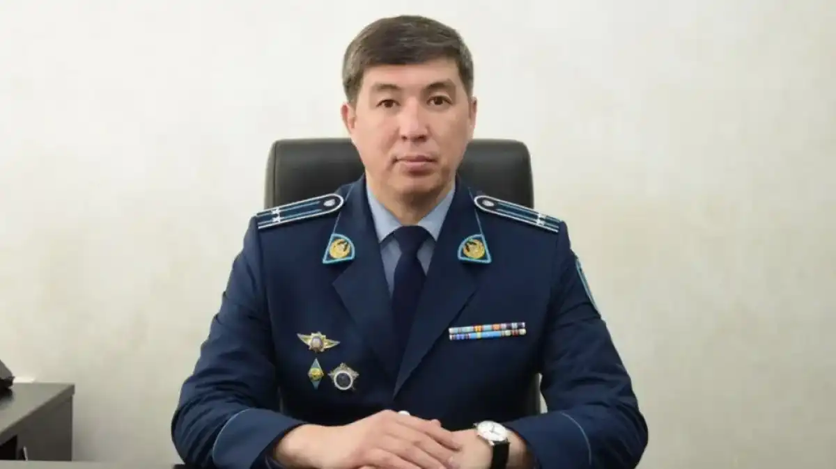 Начальника полиции Атырау уволили и водворили в ИВС