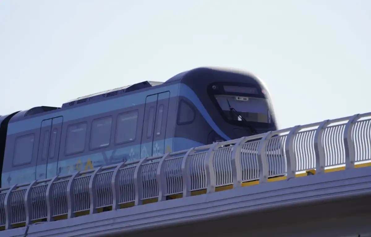 Подготовка к запуску: движение всех поездов LRT в Астане приостановили до 5 мая