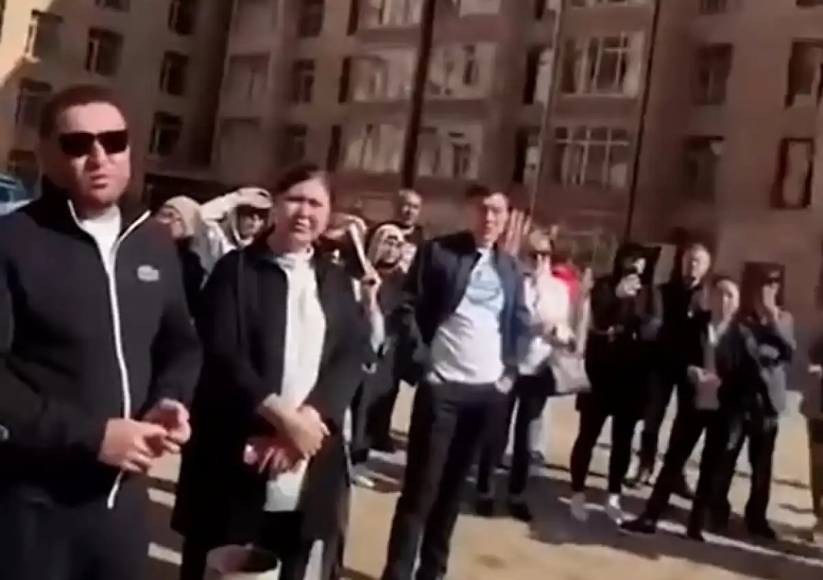 Ждали более 5 лет: 350 дольщиков долгостроя «Атамари» получили долгожданные квартиры
