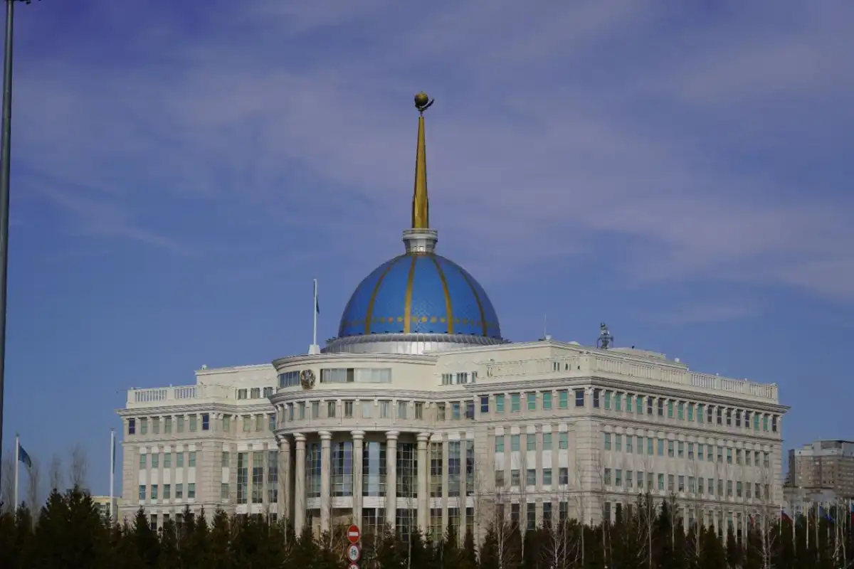 Мирзиёев и Жапаров выразили соболезнования Казахстану