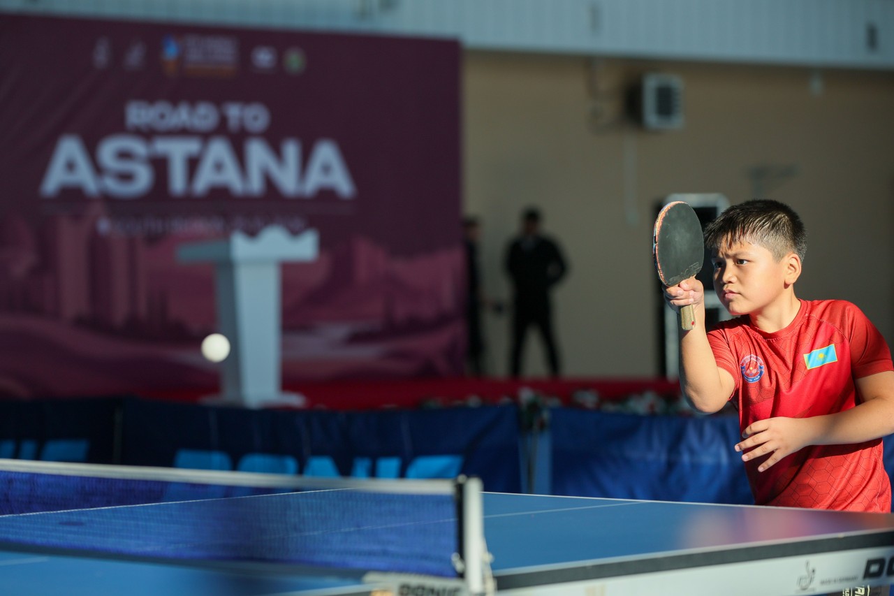 Флаг чемпионата мира по настольному теннису встречали в Туркестане